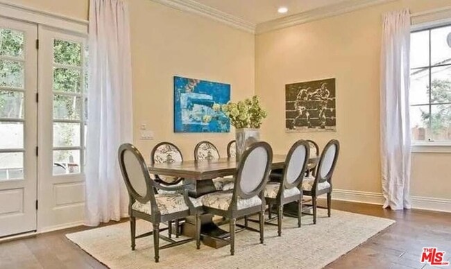 Photo - 580 N Kenter Ave