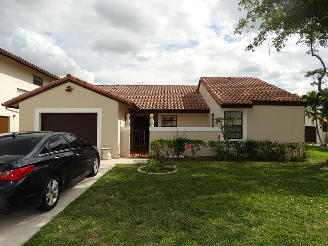 Broward County Fl Apartments For Rent Forrent Photo 45 Columbia Ct