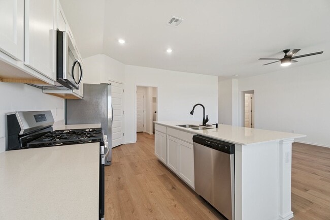 Photo - Edmond Rental