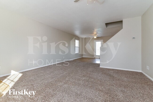 Photo - 8016 Grove Berry Way