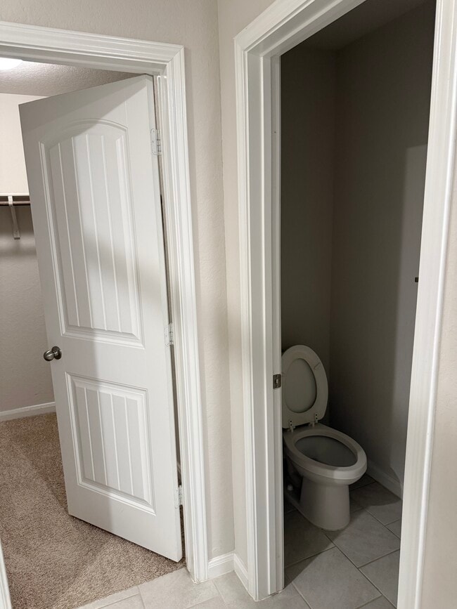 Photo - 380 Huntsman Way