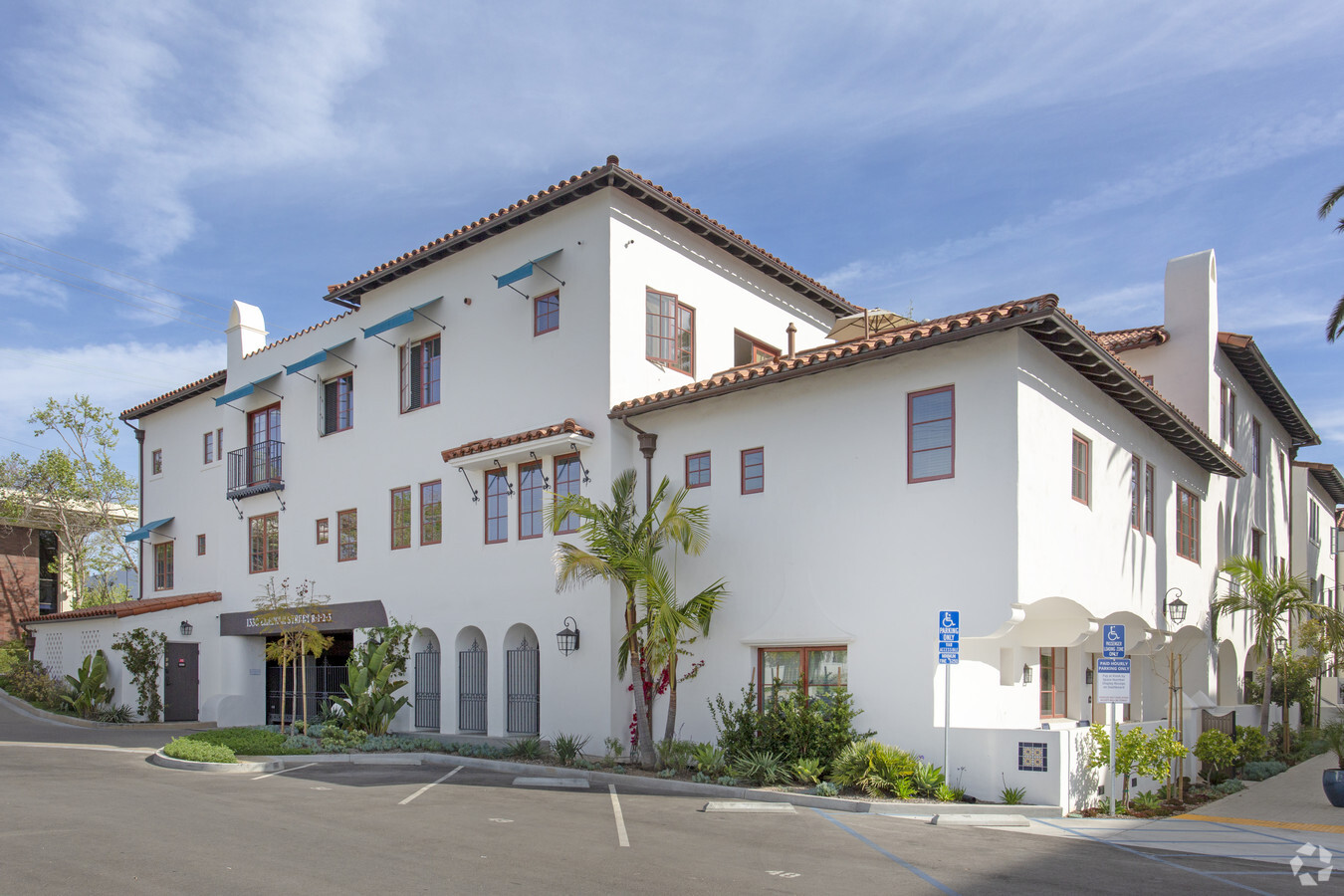 Arlington Village - Arlington Village Apartments