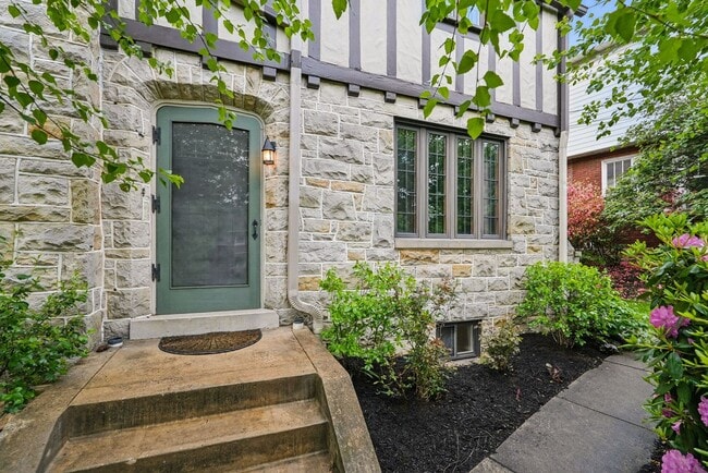 321 Jefferson Dr