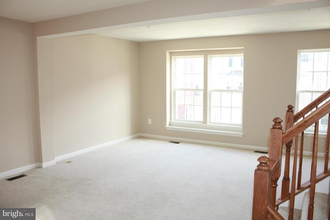 Photo - 7108 Fox Harbor Way Townhome