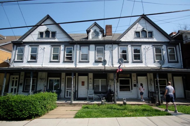 Photo - 28.5 Merritt Ave Townhome