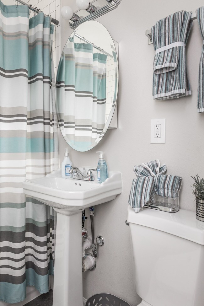 Photo - 2229 Ransdell St Unit 103