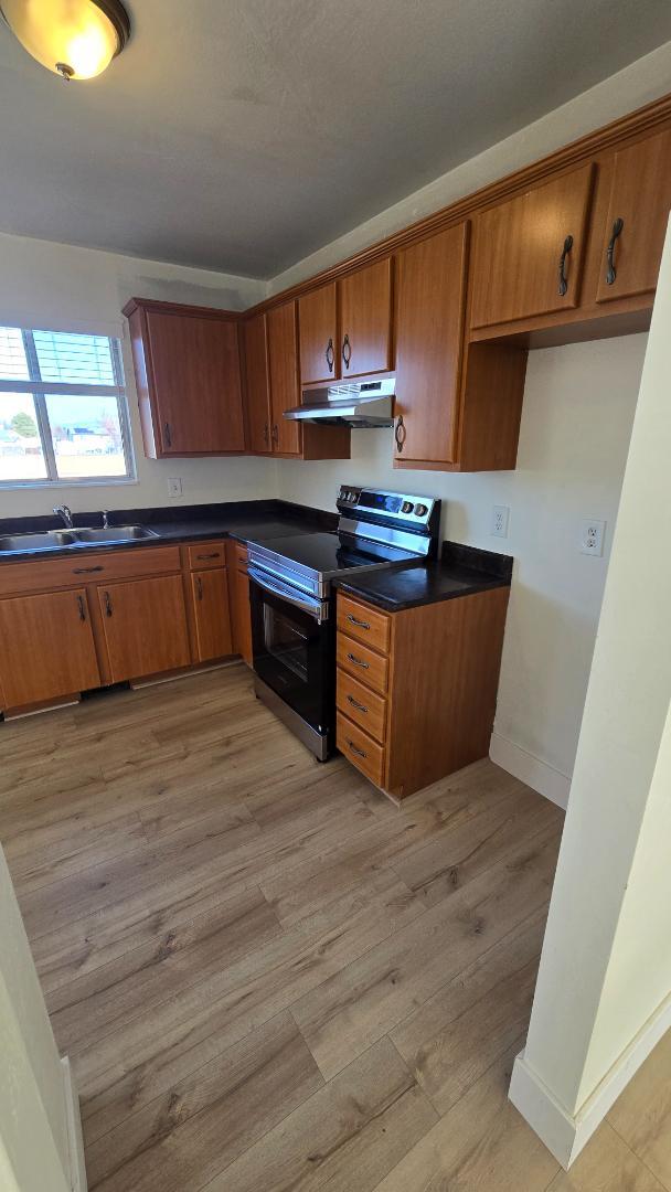 Photo - 1516 W 7470 S