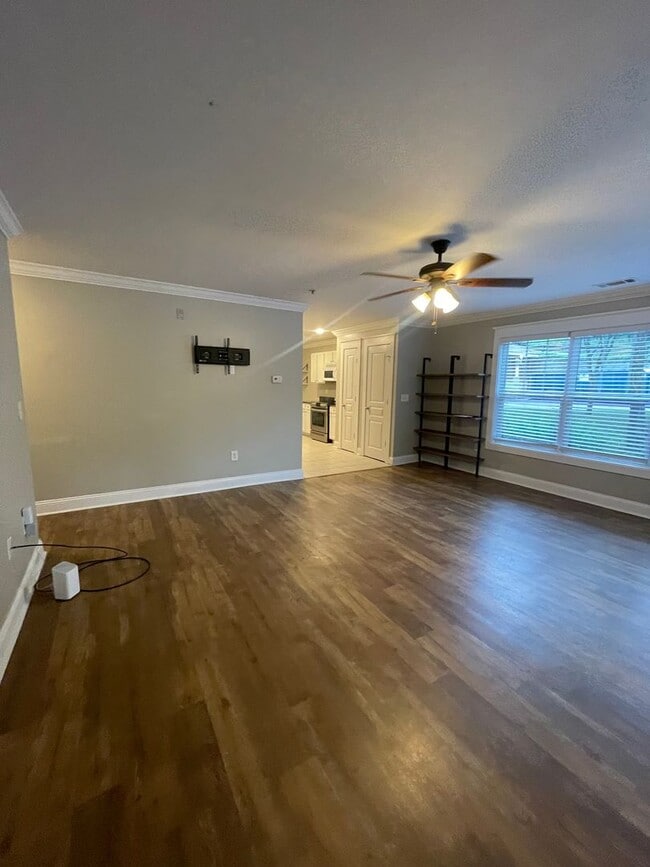 Photo - 01-103 Whittaker Unit 01-103 - B