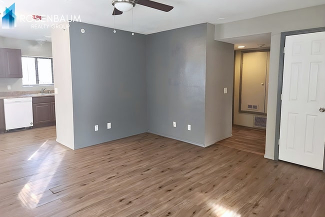 Photo - 114 S Virginia St Unit B