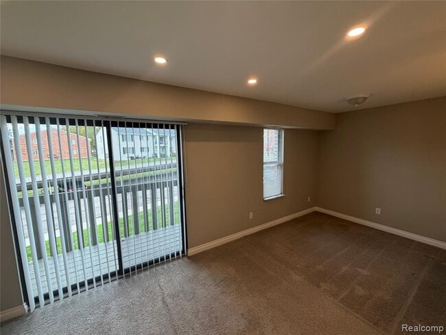 Photo - 32013 W 12 Mile Rd Unit 213