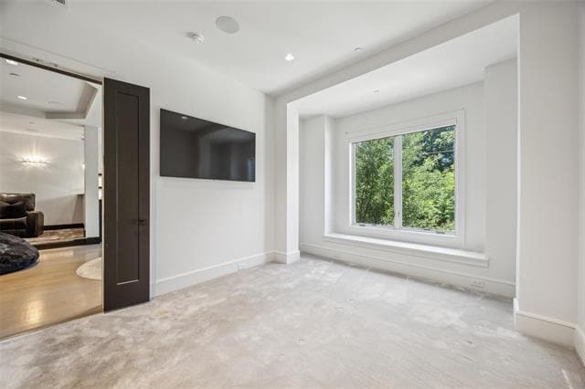 Photo - 2210 Boll St