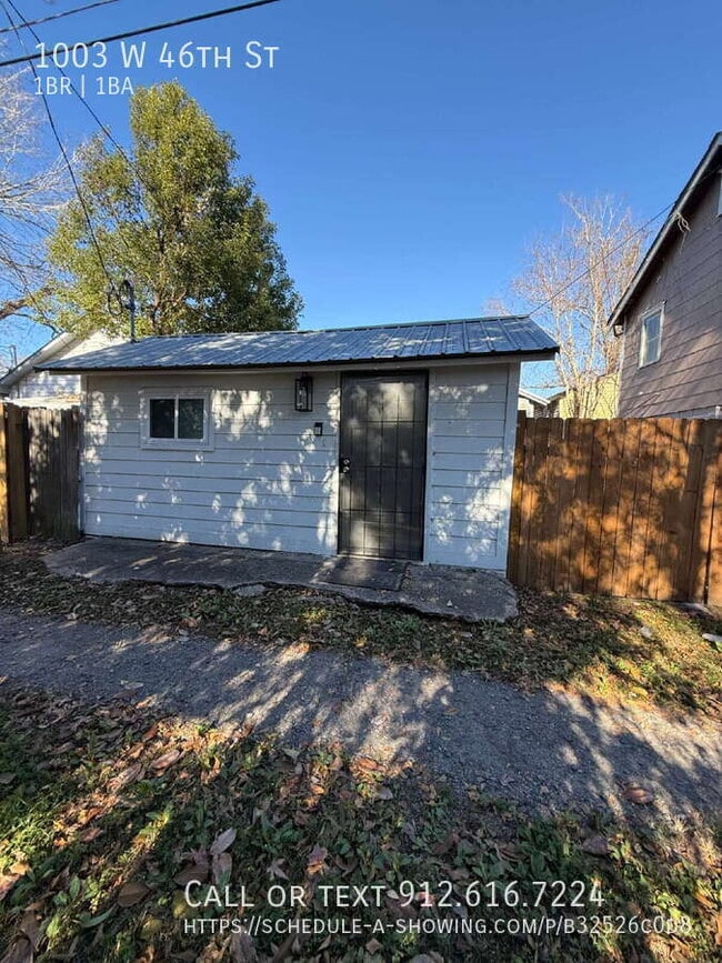 Photo - 1003 W 46th St