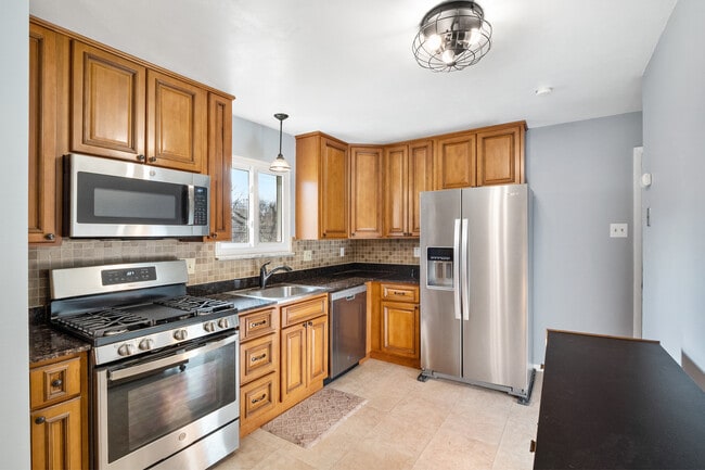 Photo - 12010 Glenpark Dr