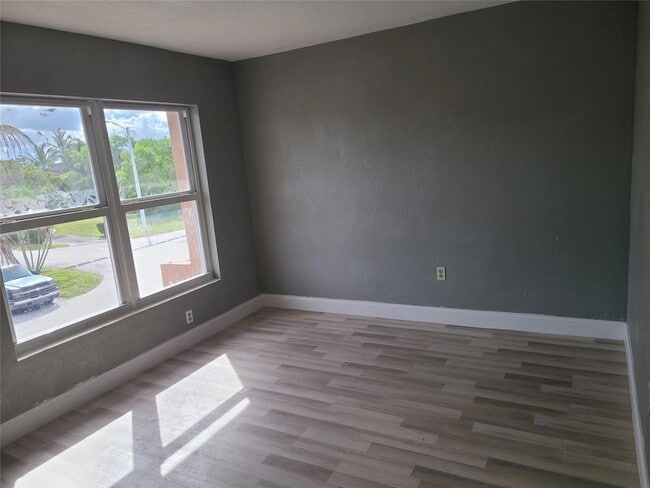 Photo - 2775 NW 194th Terrace