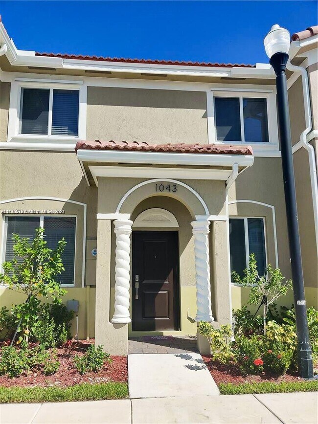 Photo - 1043 SE 24th Ave