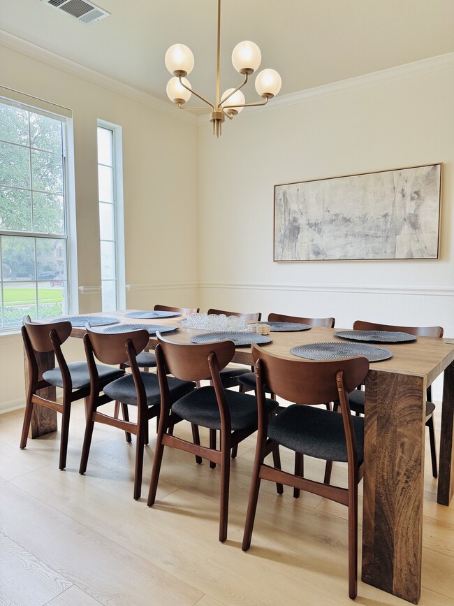 Photo - 1938 Mulligan Dr