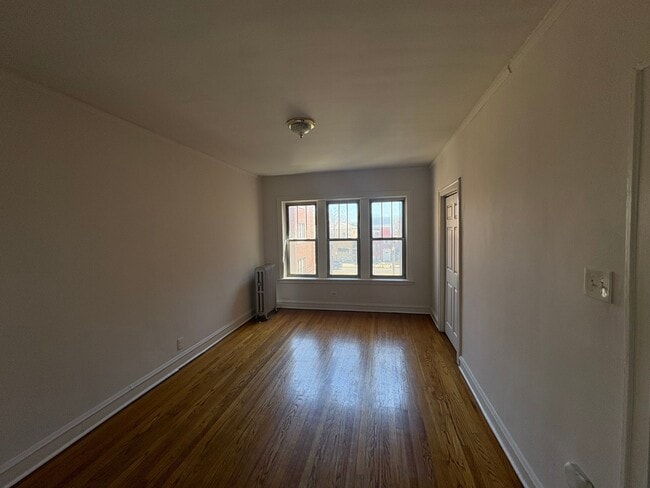 822 S Austin Blvd Unit 2m