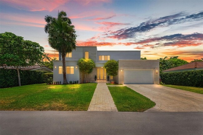 Photo - 7800 Center Bay Dr House