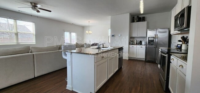 Photo - 4040 Alveston Dr