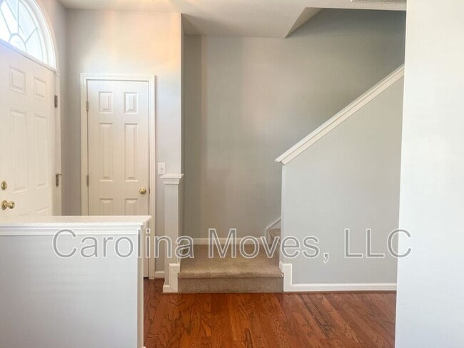 223 Spring Crossing Cir
