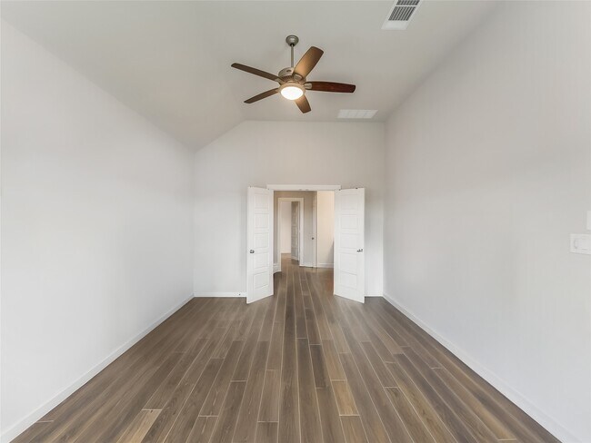 8634 Jetty Glen Dr