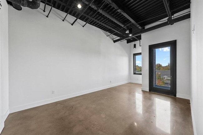 Photo - 1131 Fairview Ave Unit 1131 Fairview Avenue