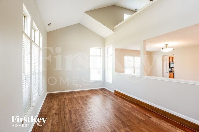 Photo - 18917 Fairfield Blvd