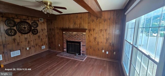 6823 Ben Franklin Rd