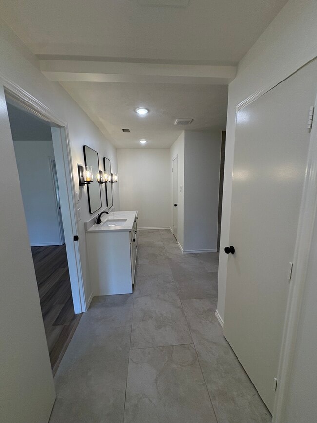 Photo - 4625 Barwick Dr