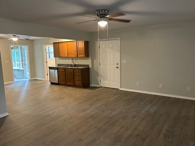 Photo - 600 Villard Dr Unit #A
