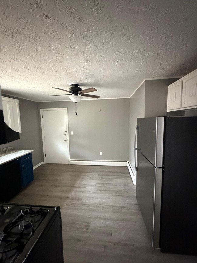 Photo - 1081 Blue Hills Ave Unit C