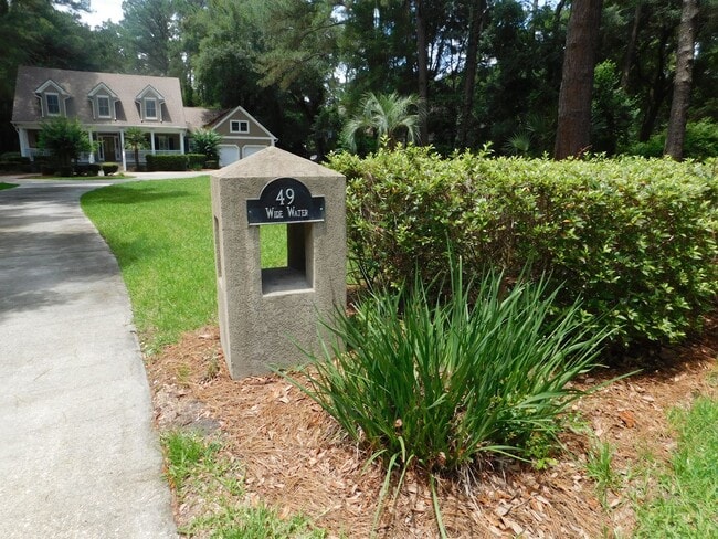 Photo - Expansive Unfurnished Spanish Wells Home Available for Rent
