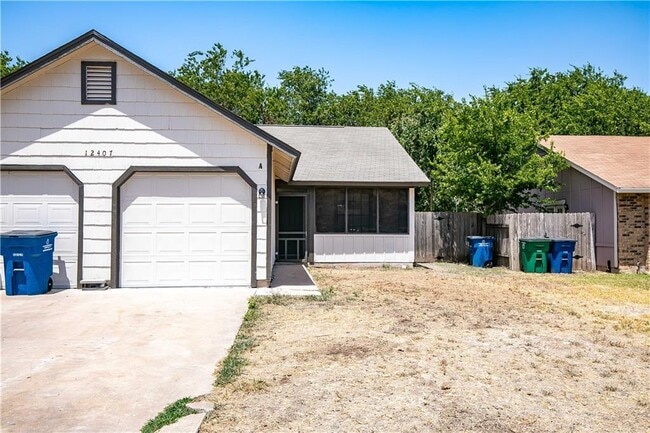 Building Photo - 12407 Tree Line Dr Rental