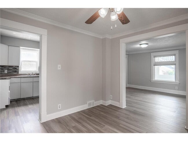 Photo - 938 N Cypress St