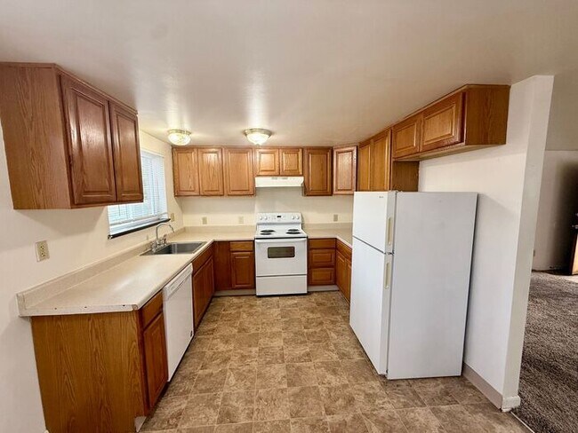 Photo - Central Loveland! Spacious 2 Bedroom / 1 Bathroom Garden Level Apartment. WATER/SEWER/TRASH INCLU...