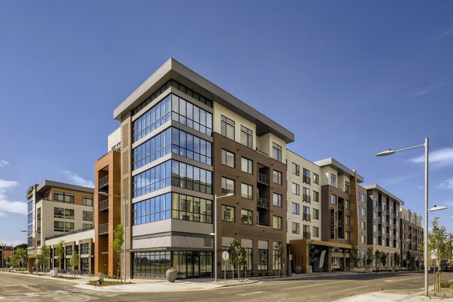 Building Photo - Aspire Rental