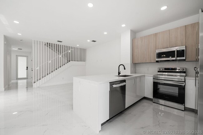 Photo - 1355 NW 42nd St