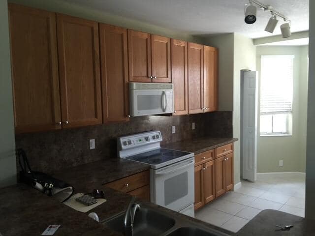 Photo - 1710 NE 6th St