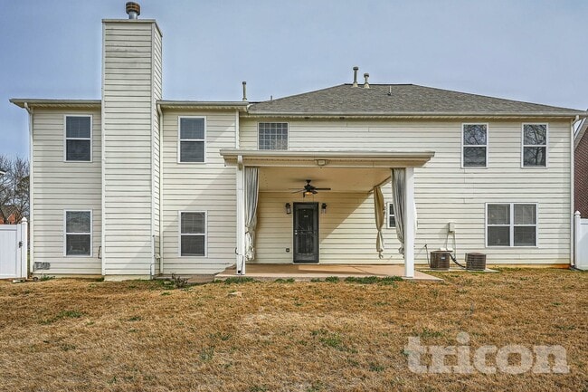 Photo - 712 Walton Dr