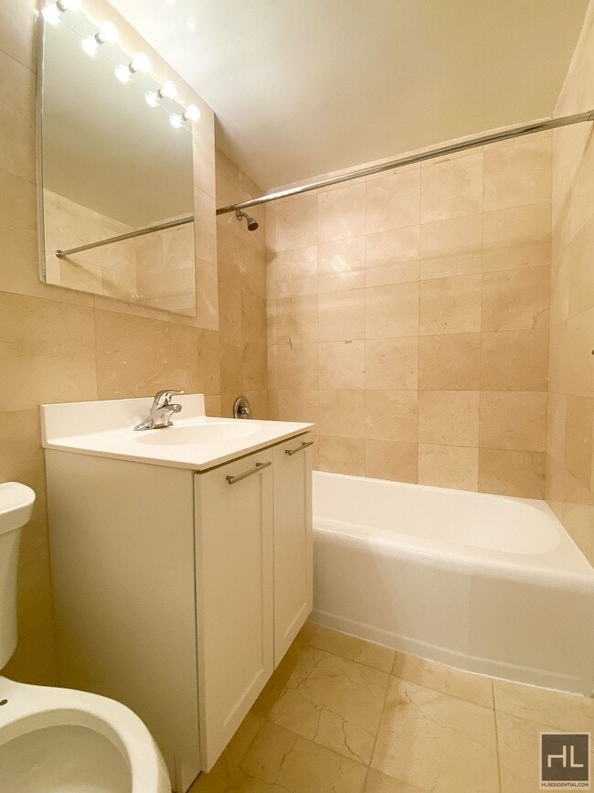 Photo - EAST 55 STREET Unit 6B