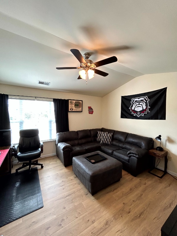 Photo - 122 Sonata Cir