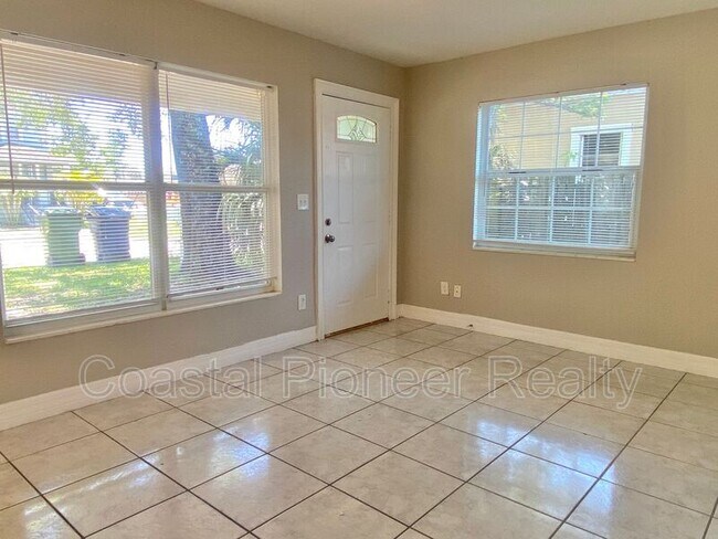 Photo - 2345 W St Conrad St