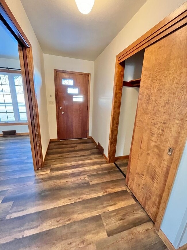 Photo - Large 3 Bed/2 Bath East Side Rental Home!