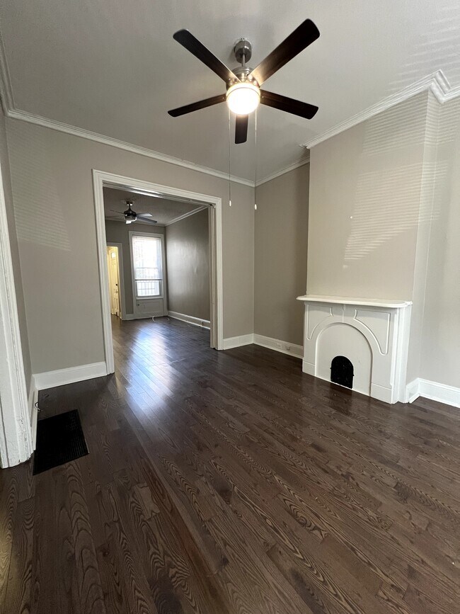 Photo - 4059 Sansom St
