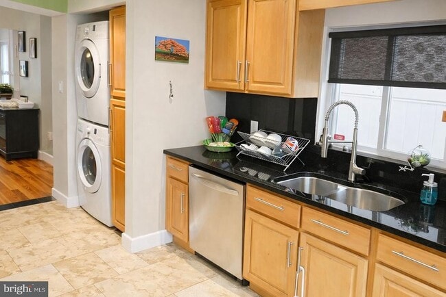 Photo - 2508 Tulip St