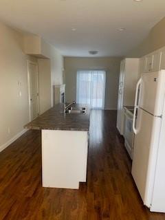 Photo - 11008-11102 102 Ave