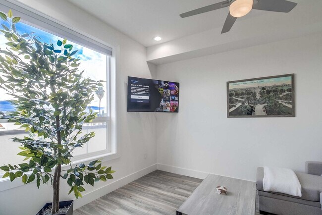 4505 Park Blvd Unit SI ID1024465P