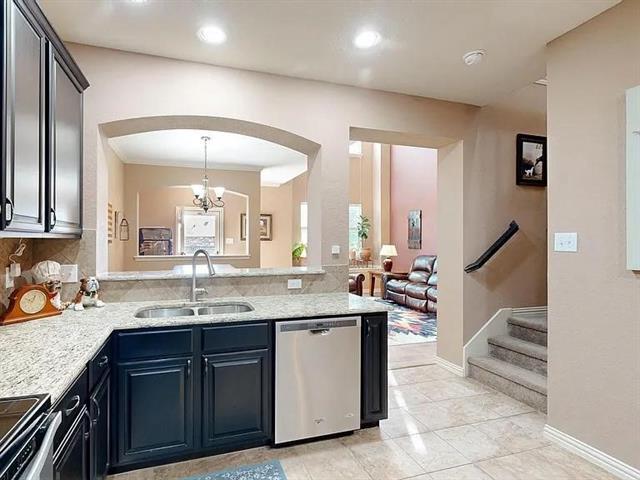Photo - 6948 Carrington Ln