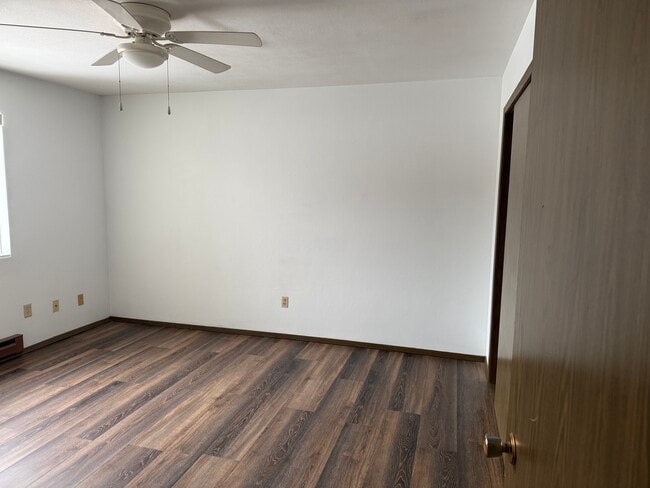 Photo - 725 Duggan Dr