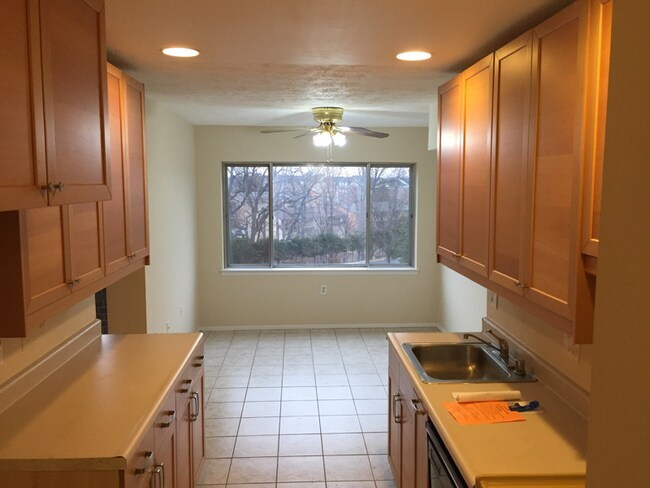 Photo - 442 Girard St Unit 301